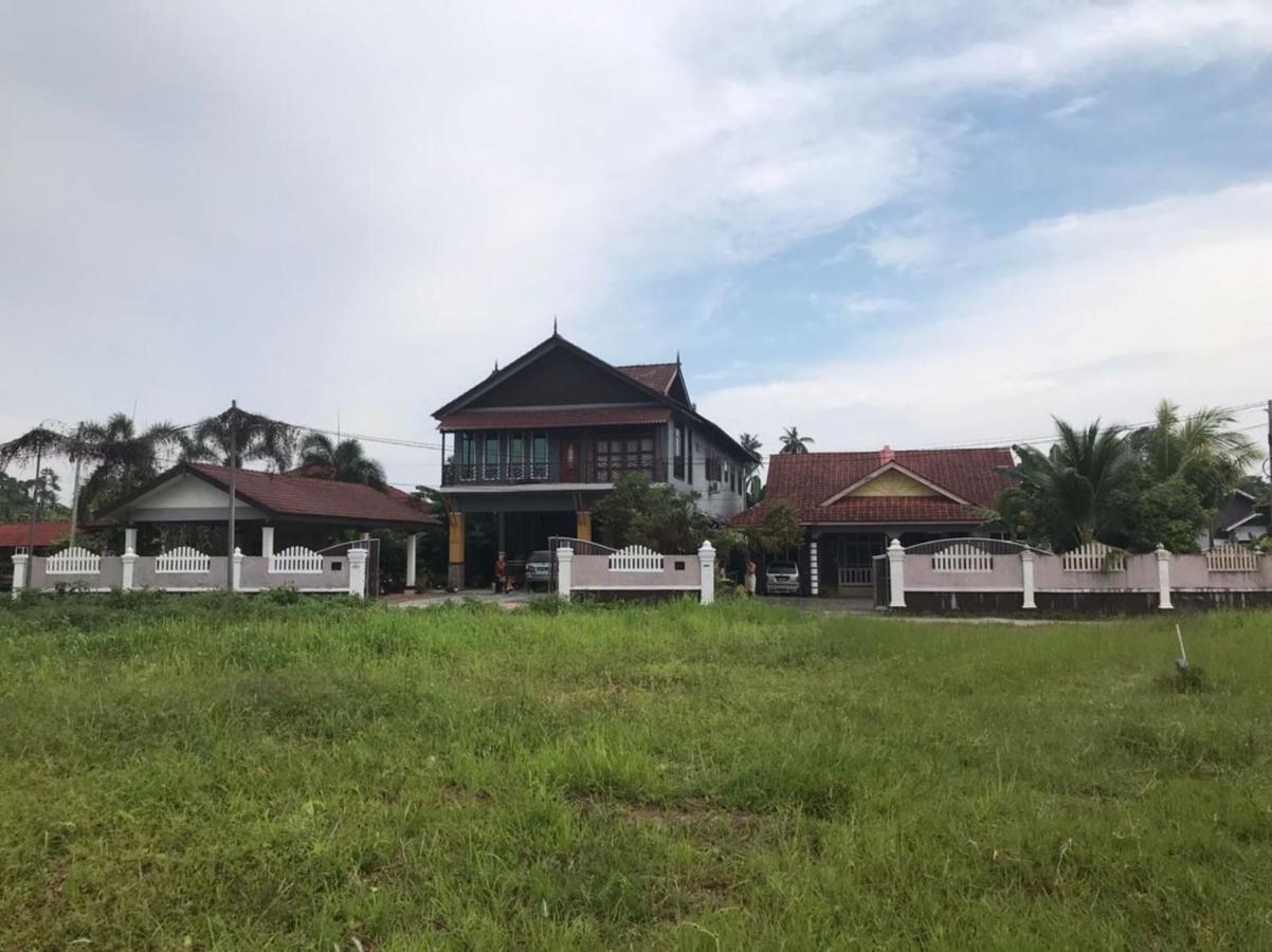 Cozy Homestay Che Yang كُوالا تيرينغانو المظهر الخارجي الصورة
