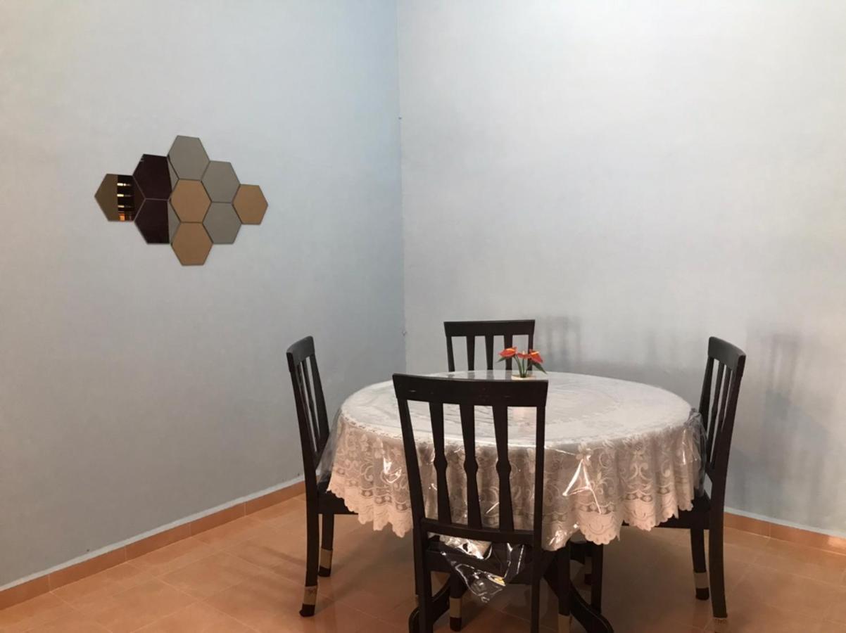 Cozy Homestay Che Yang كُوالا تيرينغانو المظهر الخارجي الصورة