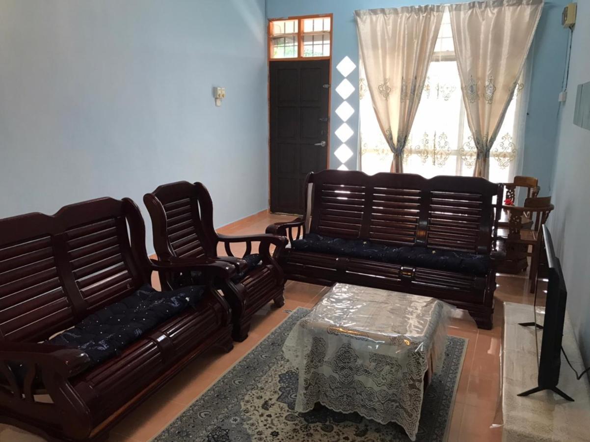 Cozy Homestay Che Yang كُوالا تيرينغانو المظهر الخارجي الصورة